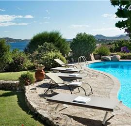 5 Bedroom Villa with Pool & Views of the Maddalena gulf in Porto Rafael, Sleeps 10